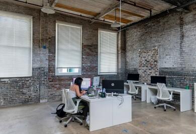 Empty Fridays: How Hybrid Work and the 4-Day Week Are Reshaping Office Space Needs