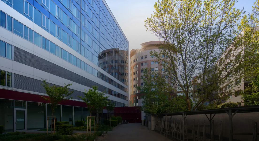 The Municipal Courts of Bratislava III and IV will be located in the BBC 1 Plus building on Plynárenská Street