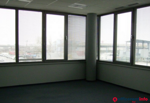 Offices to let in LogiBox