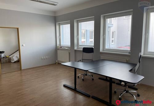 Offices to let in Office space Dunajská Streda