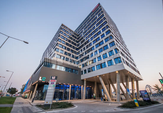 Kancelárske centrum Landererova 12