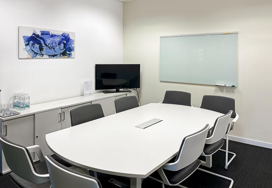 Adaptabilný pracovný priestor v oblasti Regus Apollo Business Centre II
