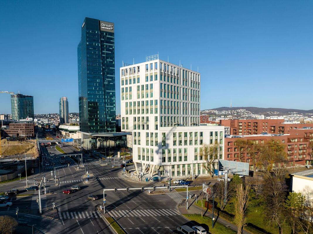Bratislava's New Business Hub: YIT Completes Modern Zwirn Office Building